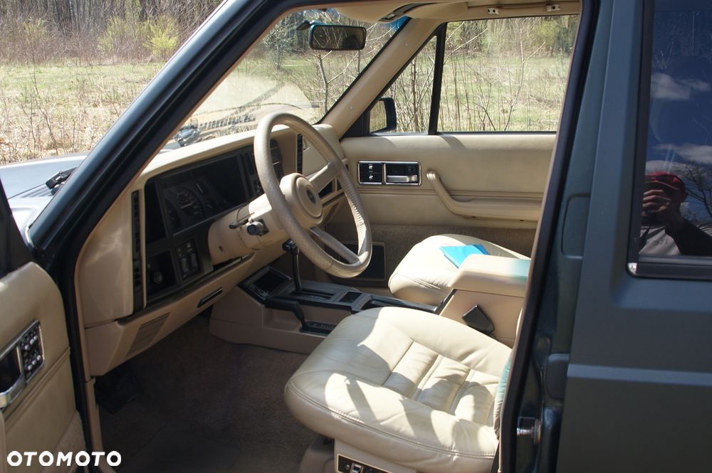 Jeep Cherokee - 8