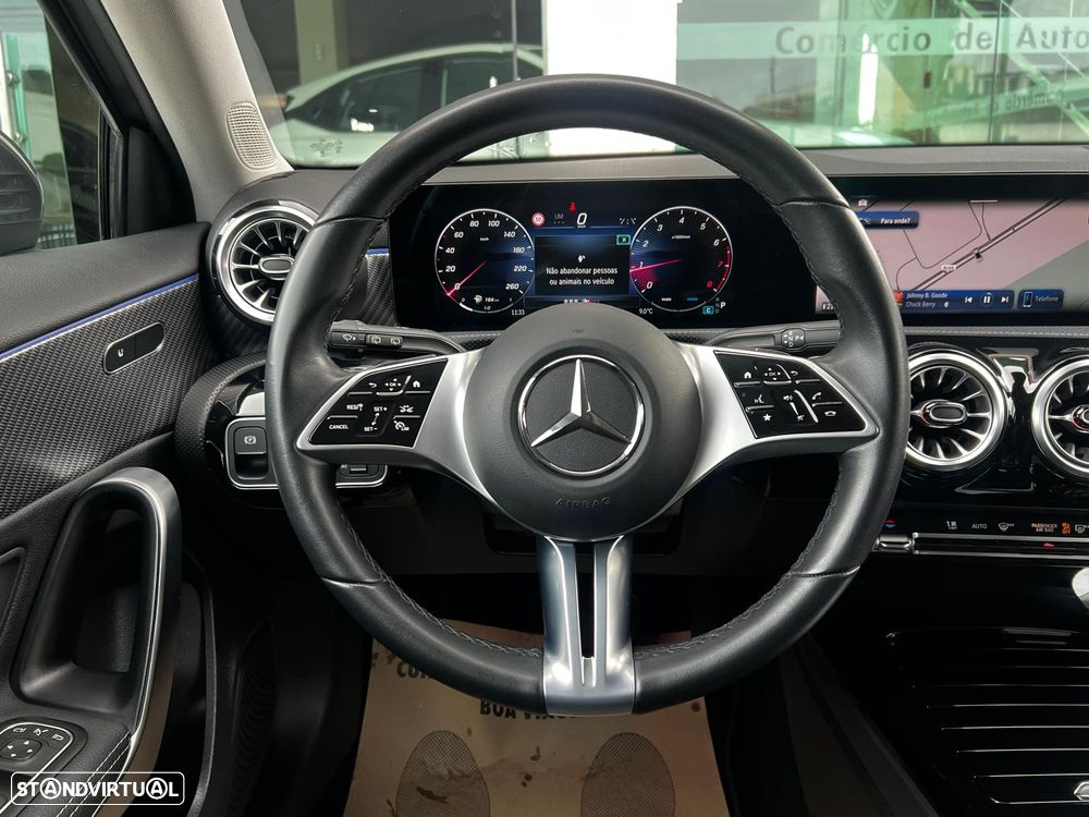 Mercedes-Benz A 200 Progressive Aut. - 35