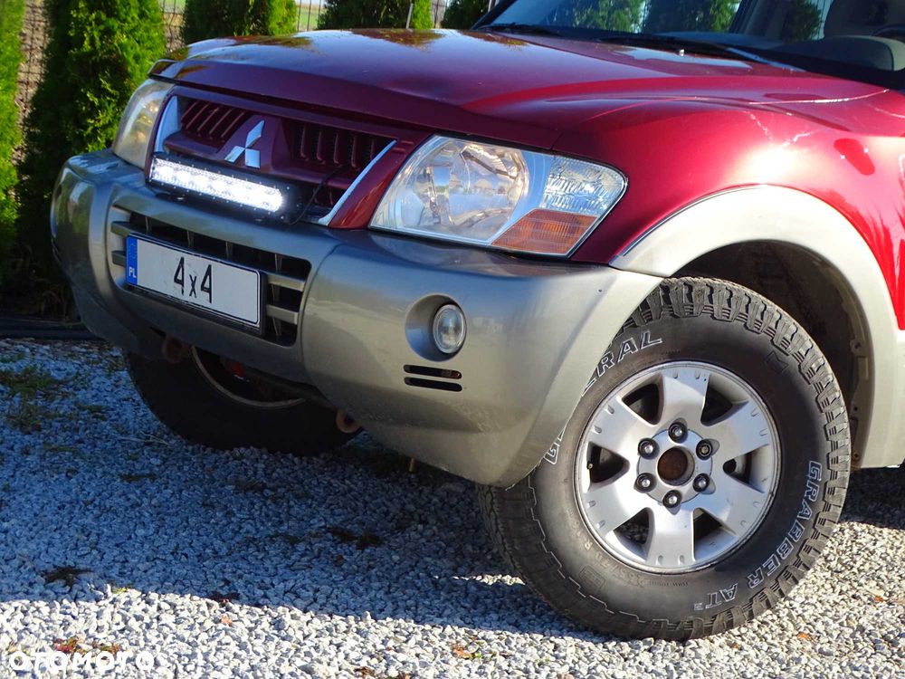 Mitsubishi Pajero - 3