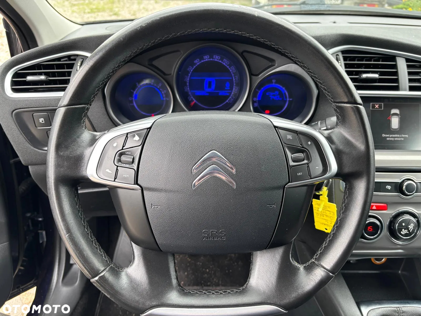 Citroën C4 BlueHDi 100 Selection - 25