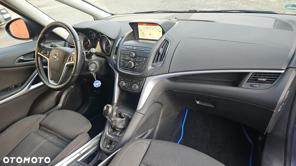 Opel Zafira Tourer 1.4 Turbo drive - 8