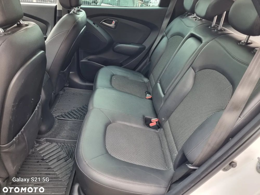 Hyundai ix35 1.6 2WD blue Style - 13