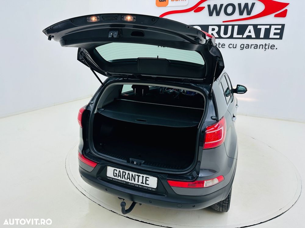 Kia Sportage 2.0 CRDI 4WD Dream-Team Edition - 32