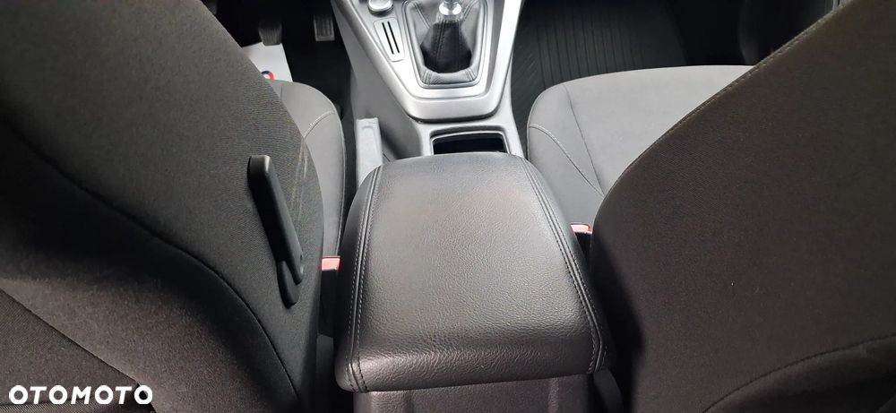 Ford Focus 1.5 TDCi Trend - 22