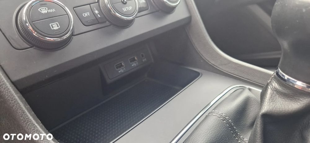 Seat Leon 1.2 TSI Start&Stop CONNECT - 34
