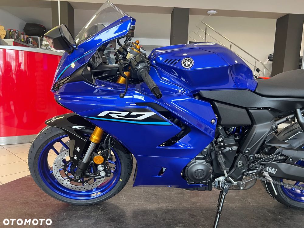 Yamaha R7 - 10