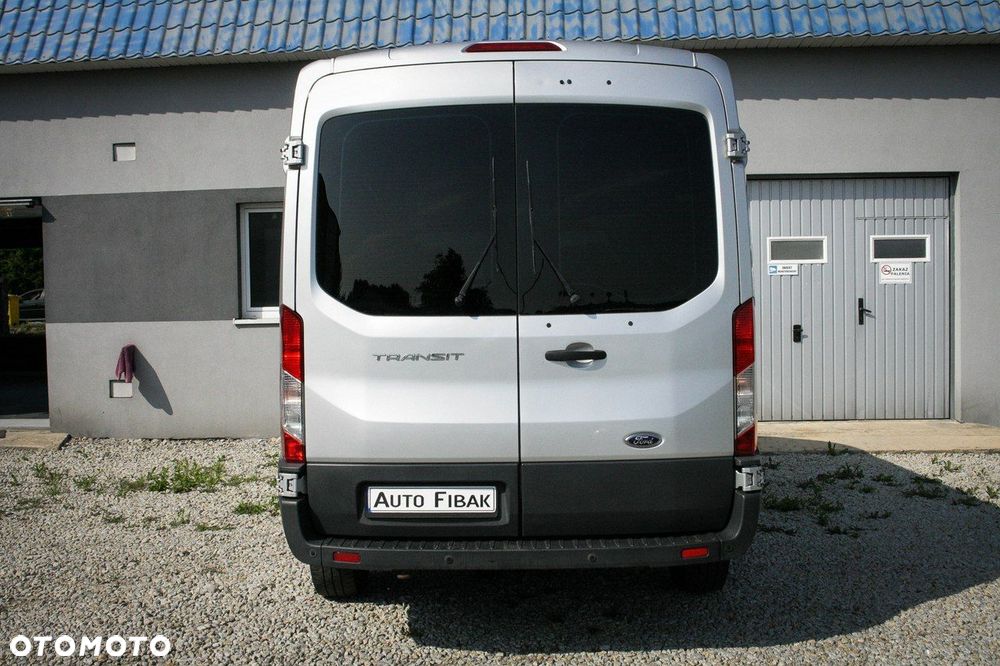 Ford Transit - 12