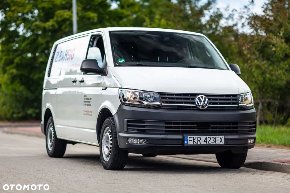 Volkswagen T6 Transporter - 1