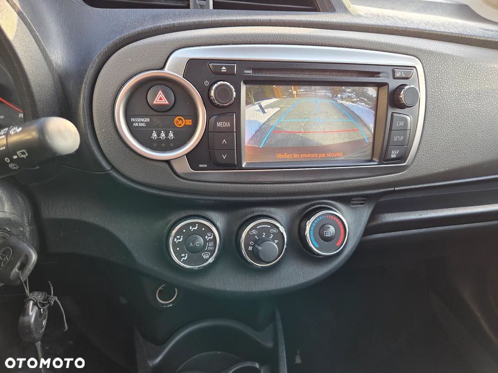 Toyota Yaris 1.4 D-4D Executive - 13