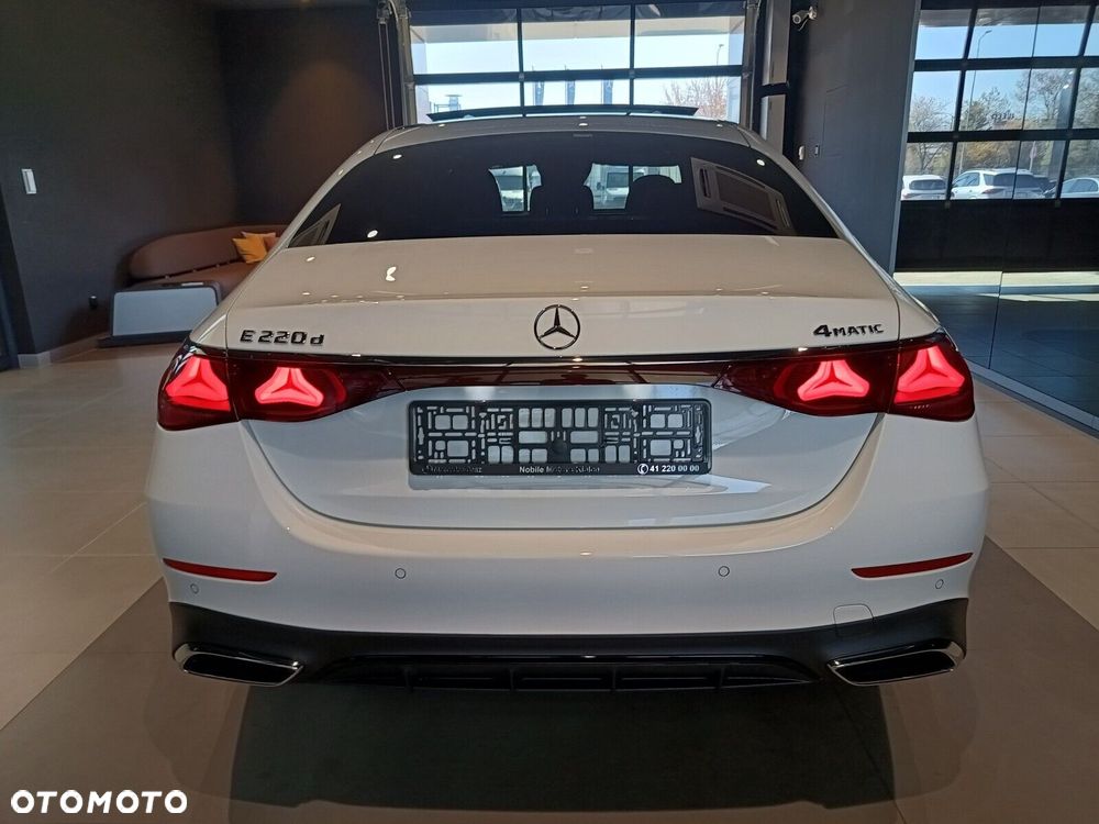 Mercedes-Benz Klasa E - 9