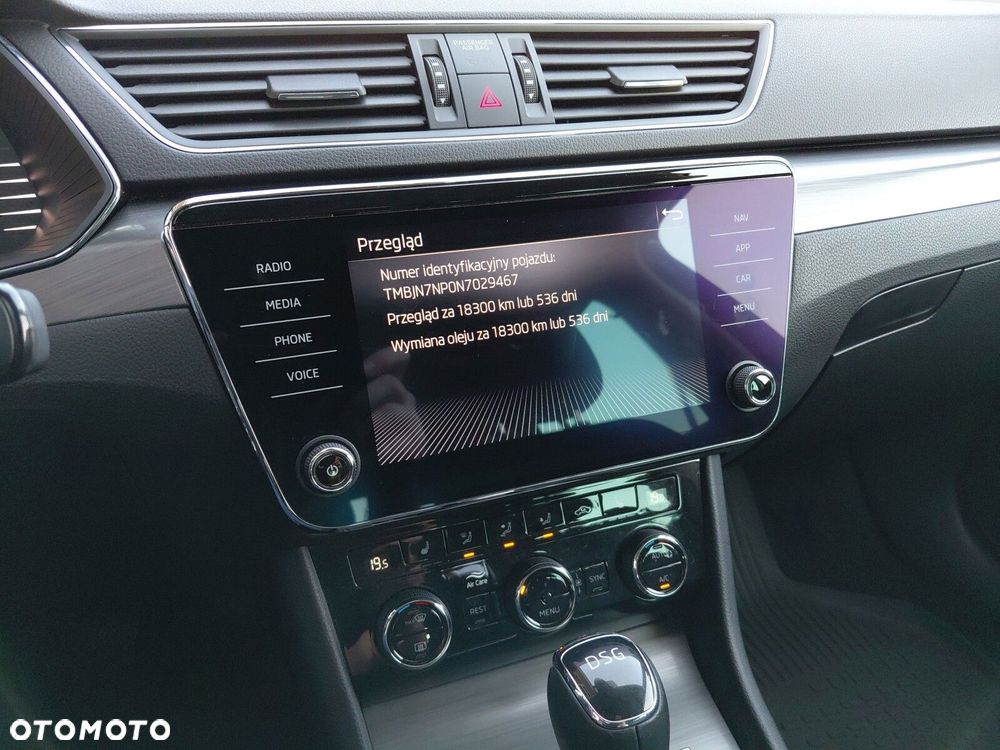Skoda Superb 1.5 TSI Style DSG - 23