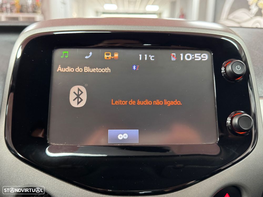 Toyota Aygo 1.0 X-Play+AC+X-Touch - 32
