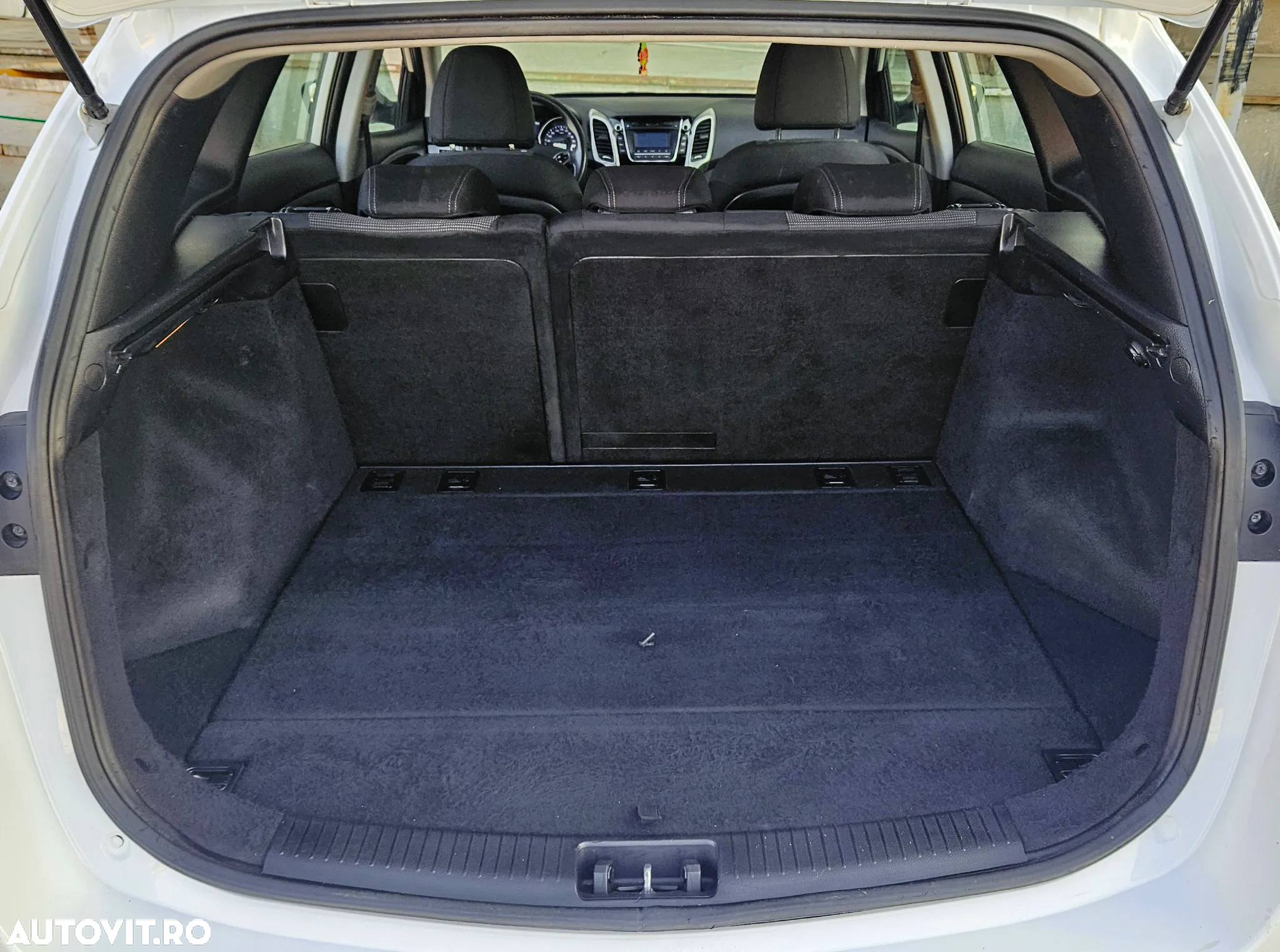 Hyundai i30 - 12