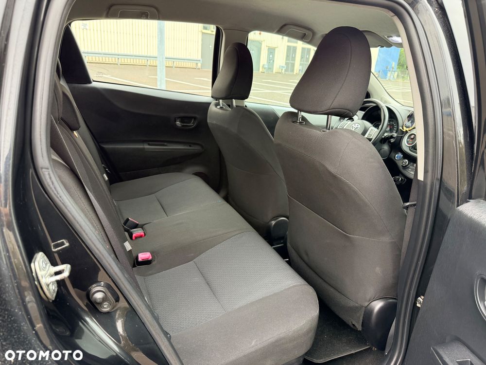 Toyota Yaris - 23