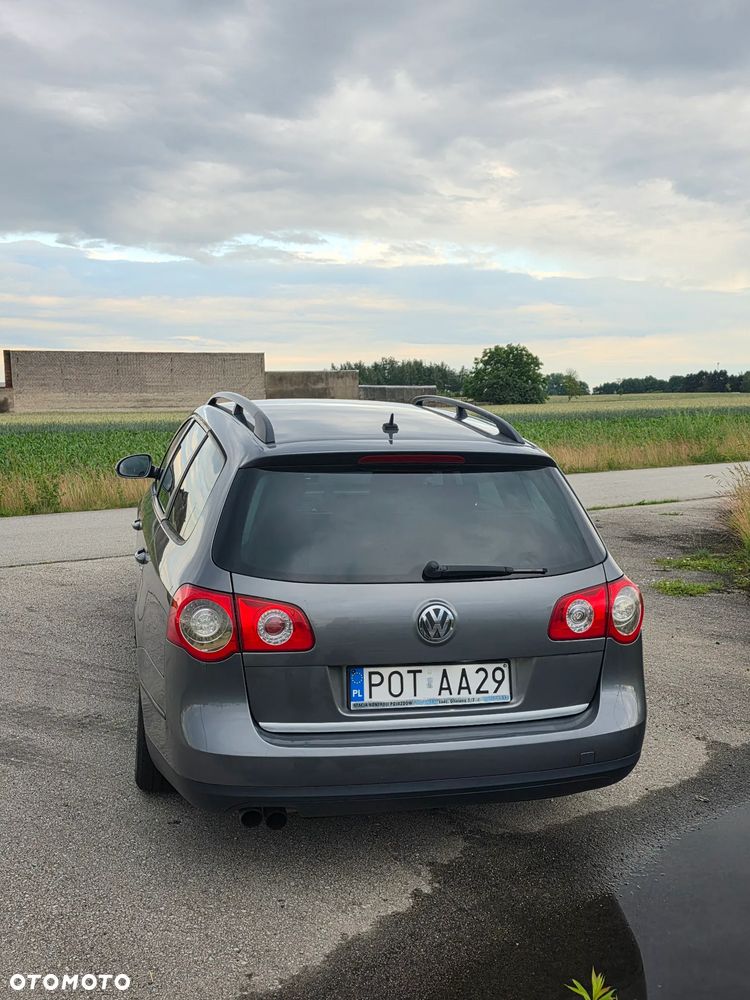 Volkswagen Passat 2.0 FSI Individual - 7