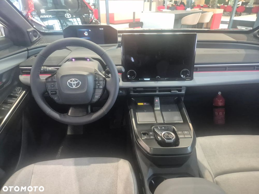 Toyota C-HR+ 77kWh 4x4 Executive - 6