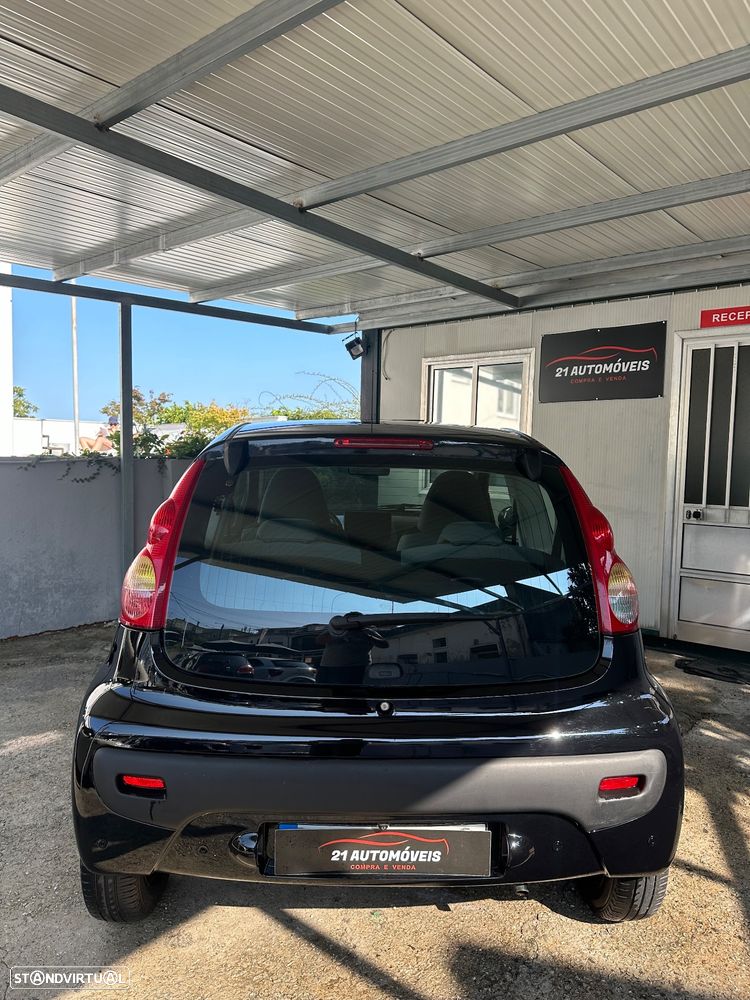 Peugeot 107 1.0 Trendy - 7