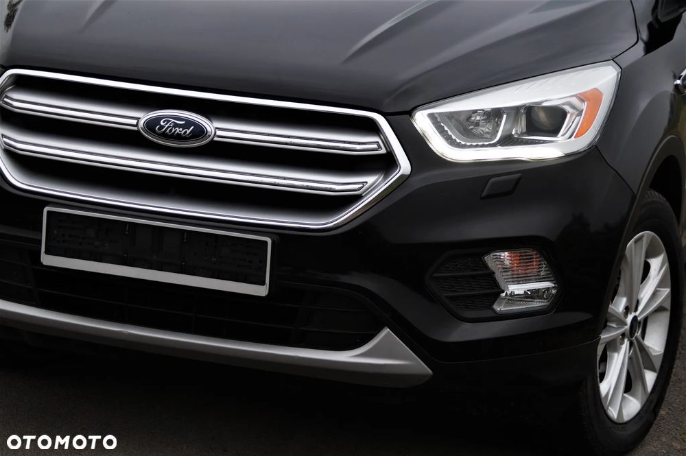 Ford Kuga - 19