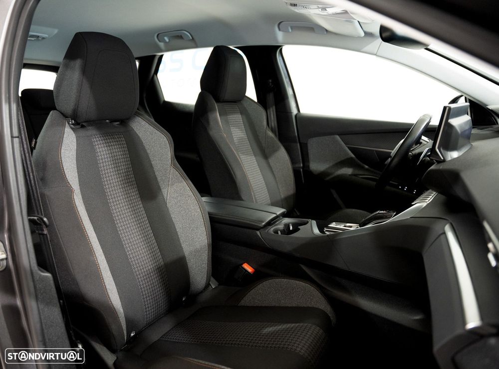 Peugeot 3008 1.2 PureTech Allure EAT8 - 18