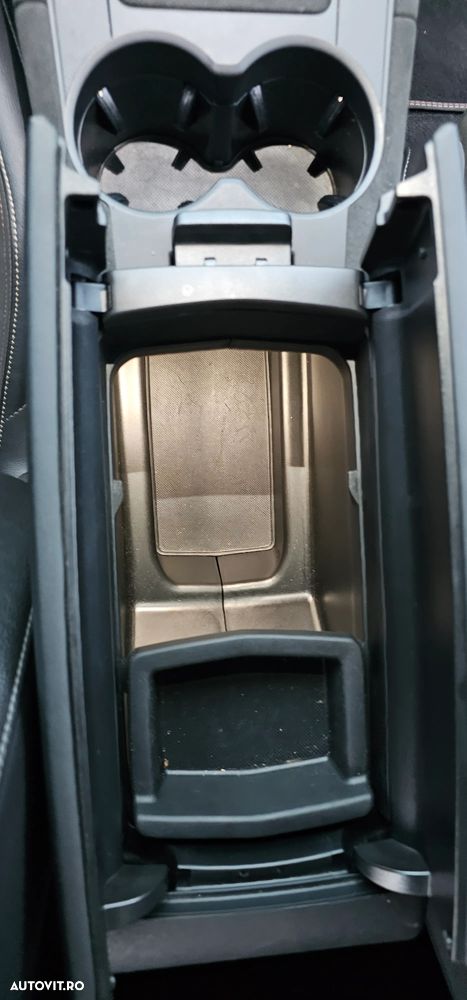 DS Automobiles DS 7 Crossback 1.6 PHeV FWD 225 EAT8 PERFORMANCE LINE + - 35