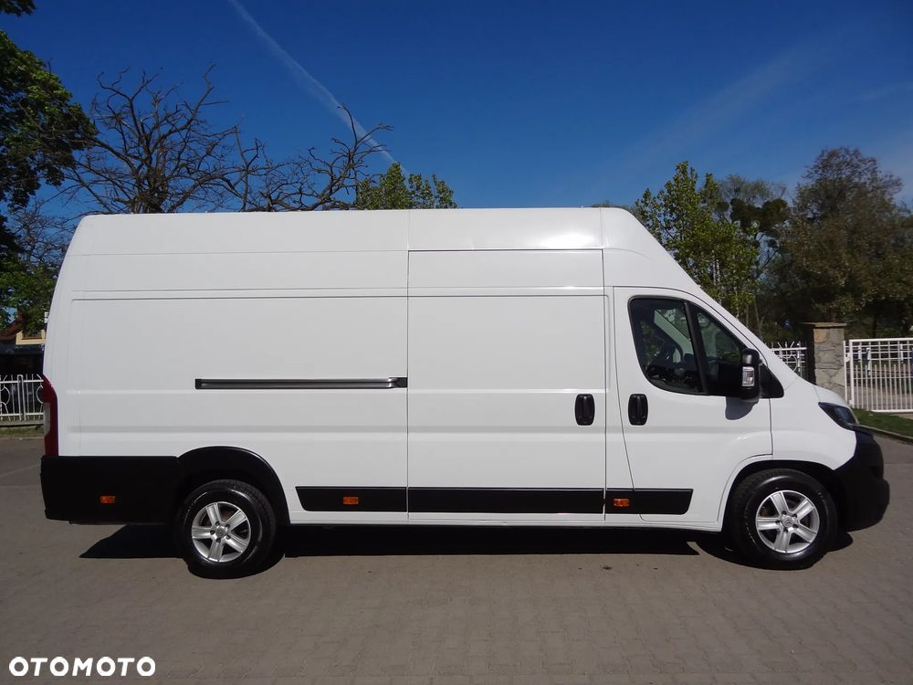 Fiat Ducato 8 MAXI L4H3 180KM 2023r - 22