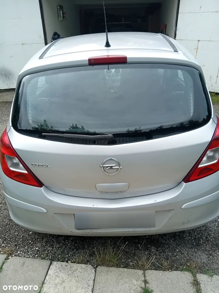 Opel Corsa 1.2 16V Enjoy - 4