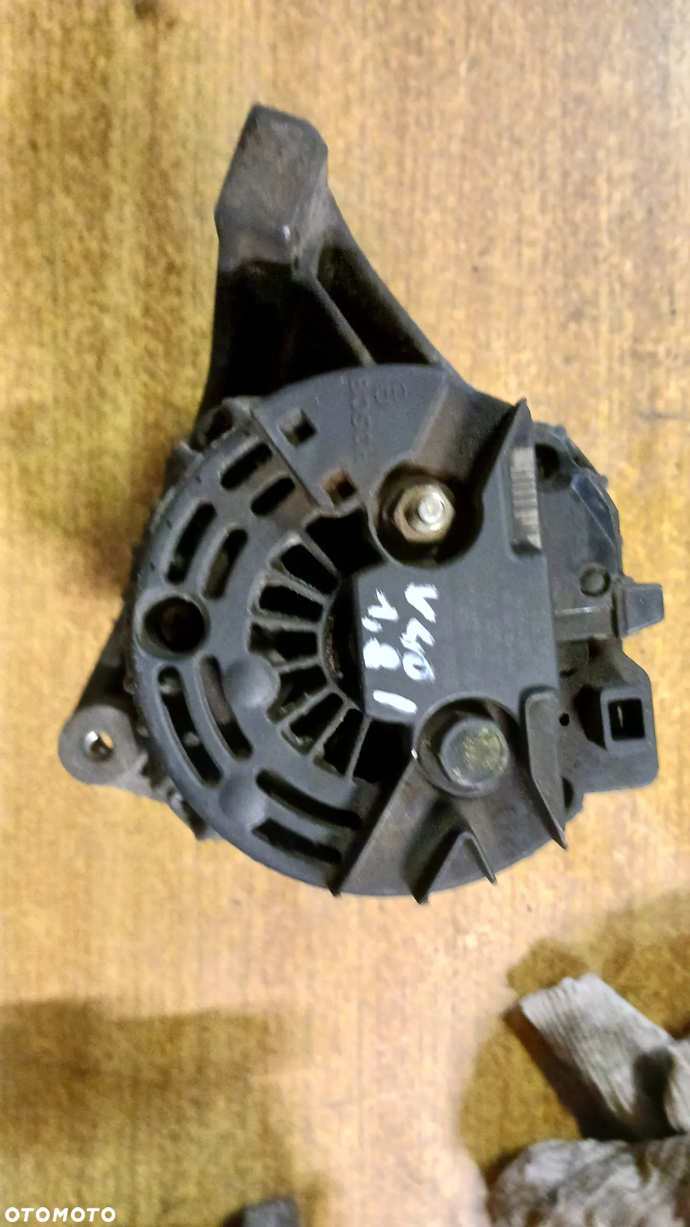 Alternator 1.8 2.0 2.4 2.5 T 2.8 T6 2.9 3.0 Volvo S40 S60 S80 V70 XC90 8676498 - 3