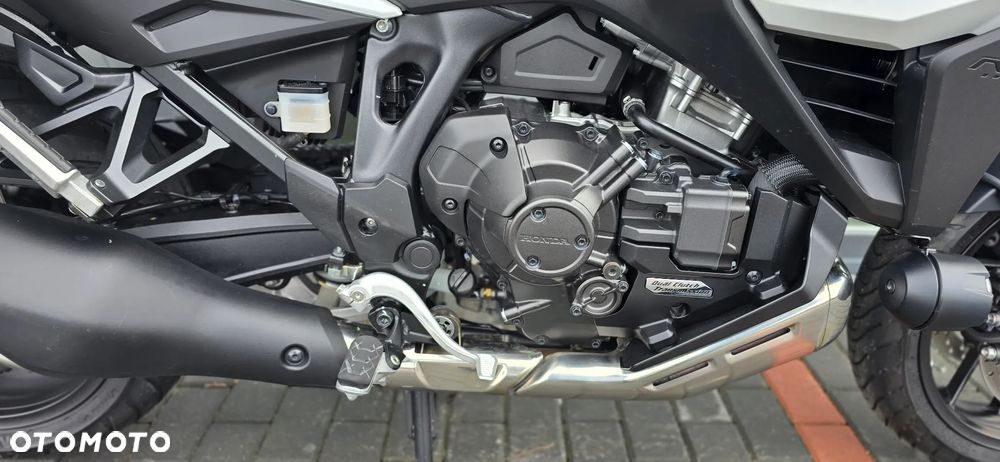 Honda NT - 15