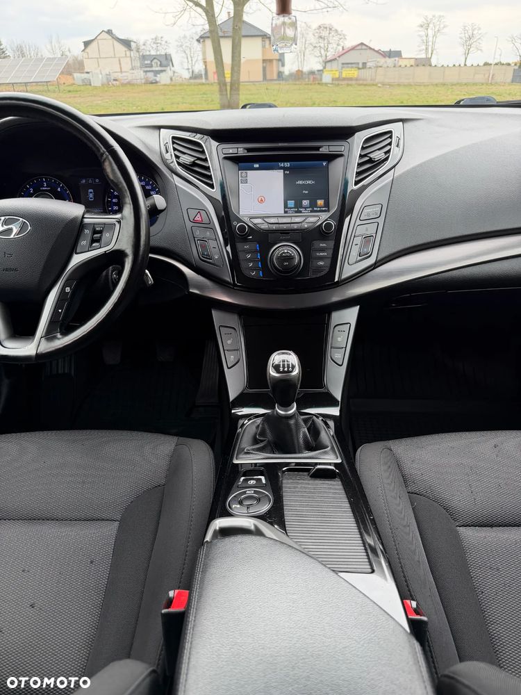 Hyundai i40 Kombi blue 1.7 CRDi Premium - 29