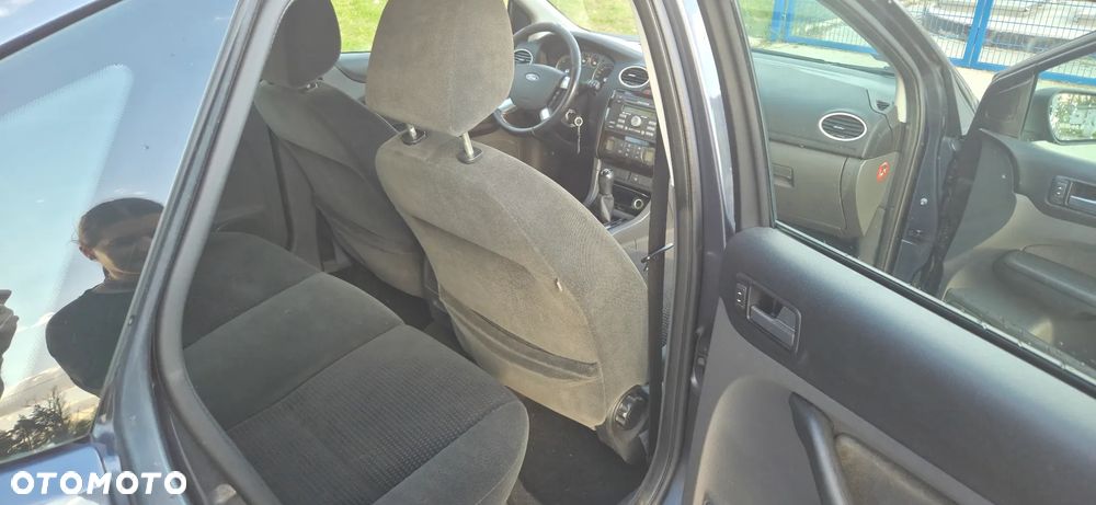 Ford Focus 1.8 TDCi Ghia - 15