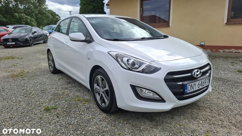 Hyundai i30 blue 1.4 YES Silver - 17