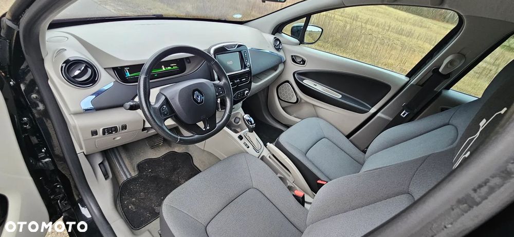 Renault Zoe - 11