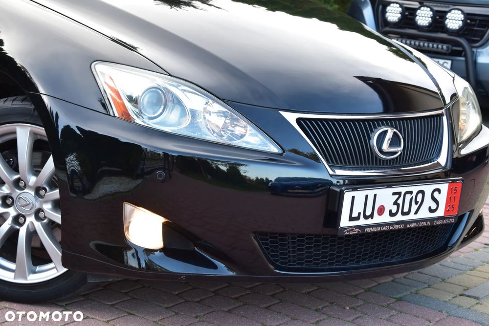 Lexus IS 220d Executive Line - 34