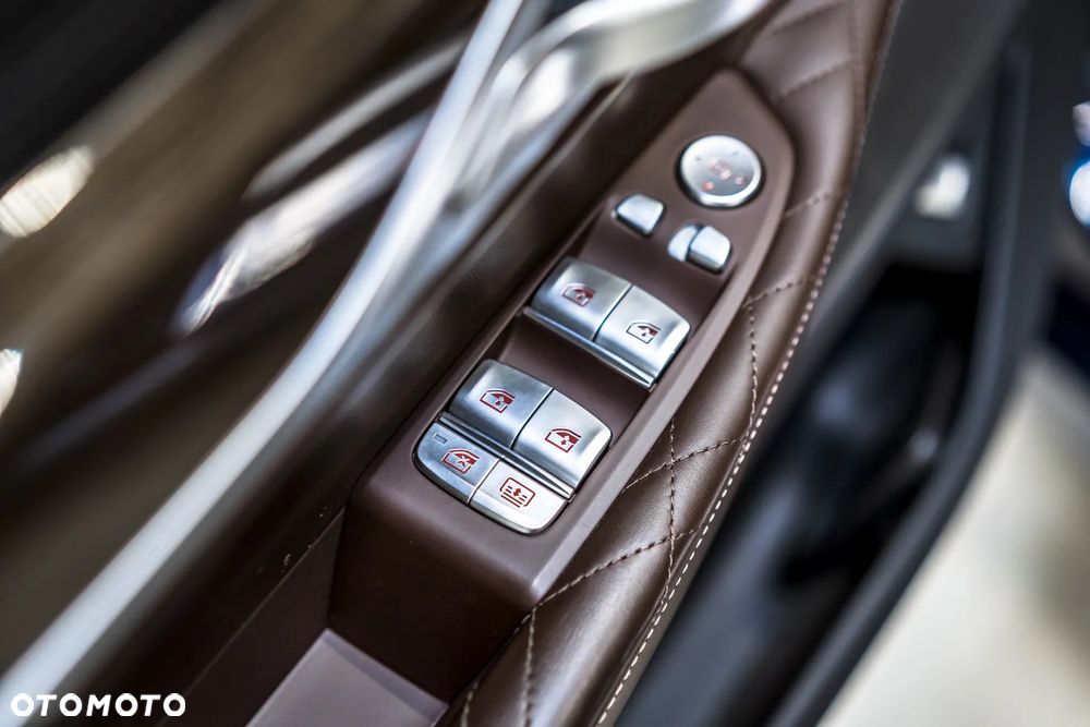 BMW Seria 7 740Li xDrive - 20