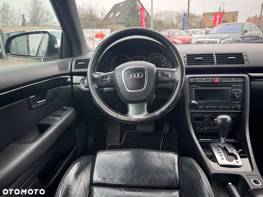 Audi A4 Avant 2.0 TDI DPF multitronic - 29