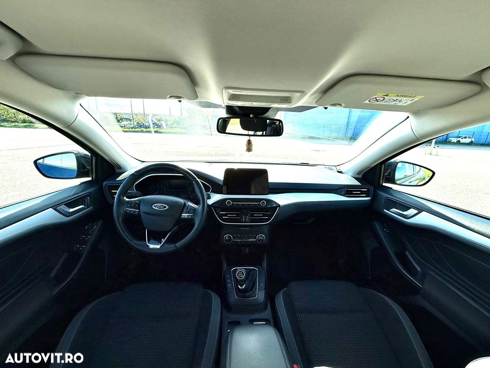 Ford Focus 1.0 EcoBoost Active - 5
