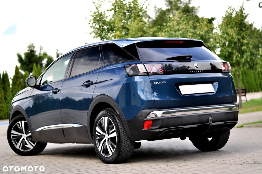 Peugeot 3008 1.2 PureTech Allure S&S EAT8 - 11