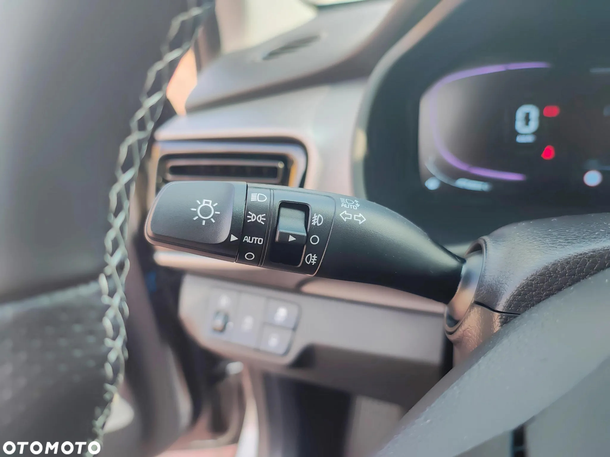 Kia Stonic 1.2 L - 13