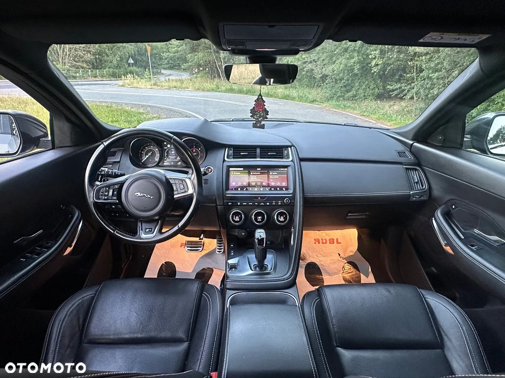 Jaguar E-Pace D150 AWD R-Dynamic - 27