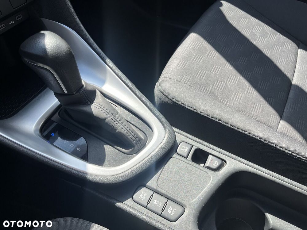 Toyota Yaris Hybrid 1.5 Comfort - 16