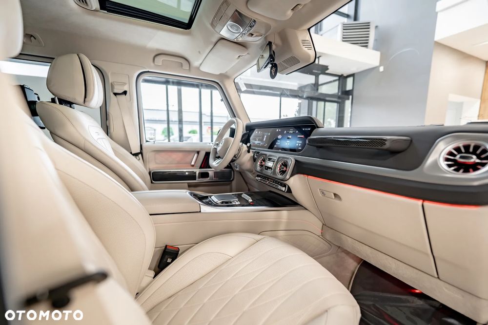 Mercedes-Benz Klasa G AMG 63 - 38