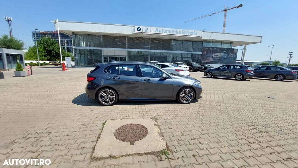 BMW M1 M135i xDrive - 8