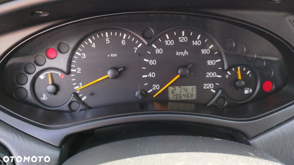 Ford Focus 1.6 Ambiente - 3