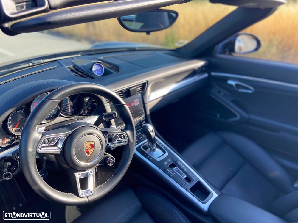 Porsche 911 Série F - 7
