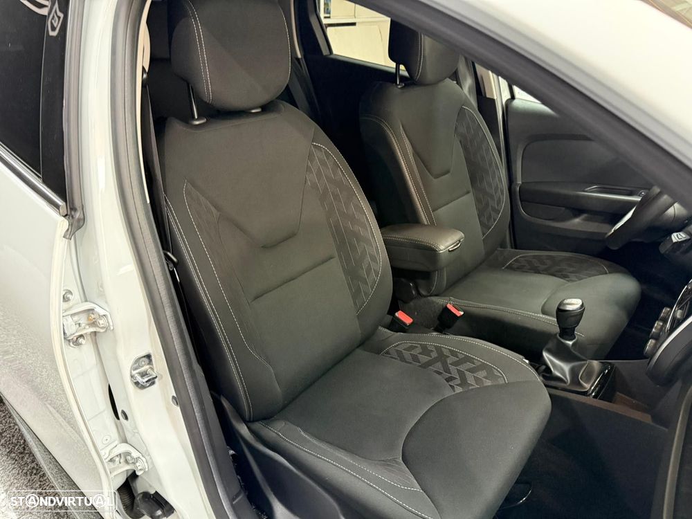 Renault Clio 0.9 TCe Limited Edition - 13