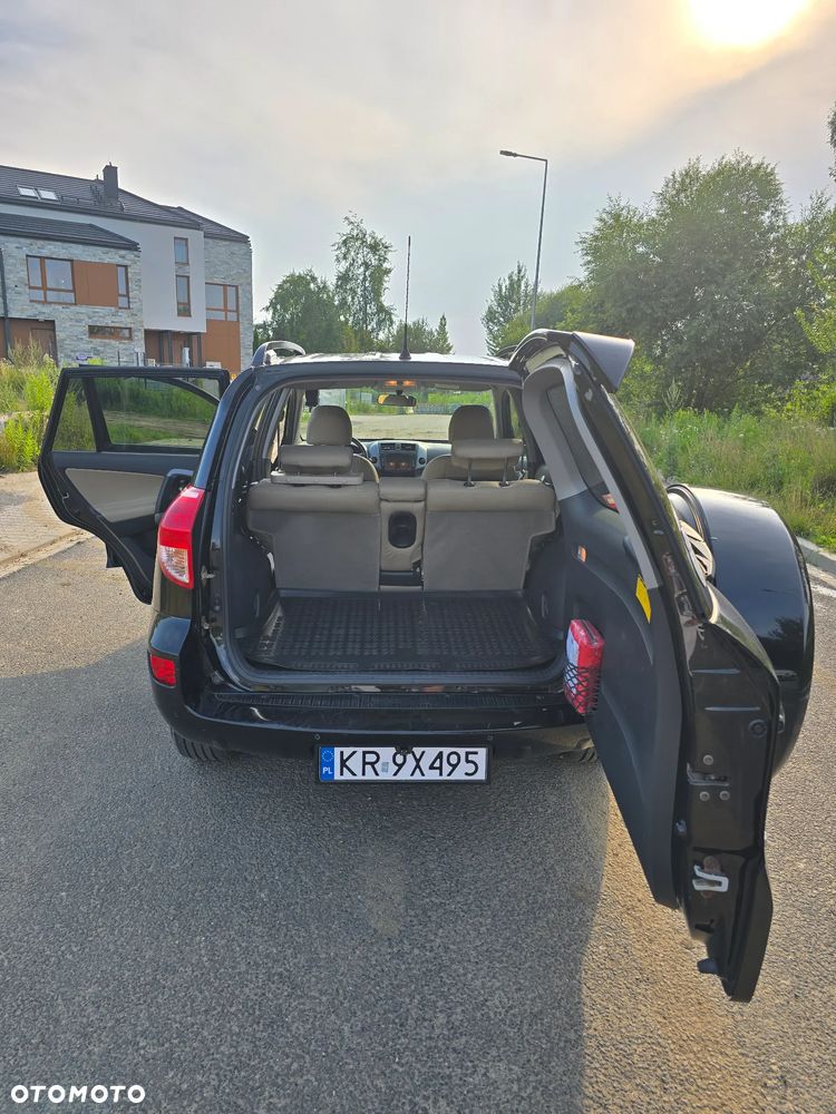 Toyota RAV4 2.0 VVT-i Prestige - 19