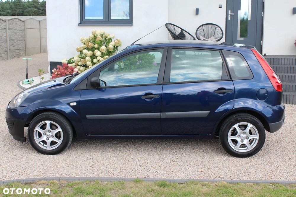 Ford Fiesta 1.3 - 6