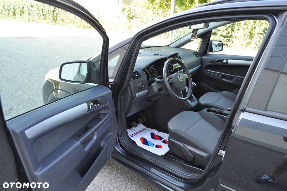 Opel Zafira 1.8 Family - 12