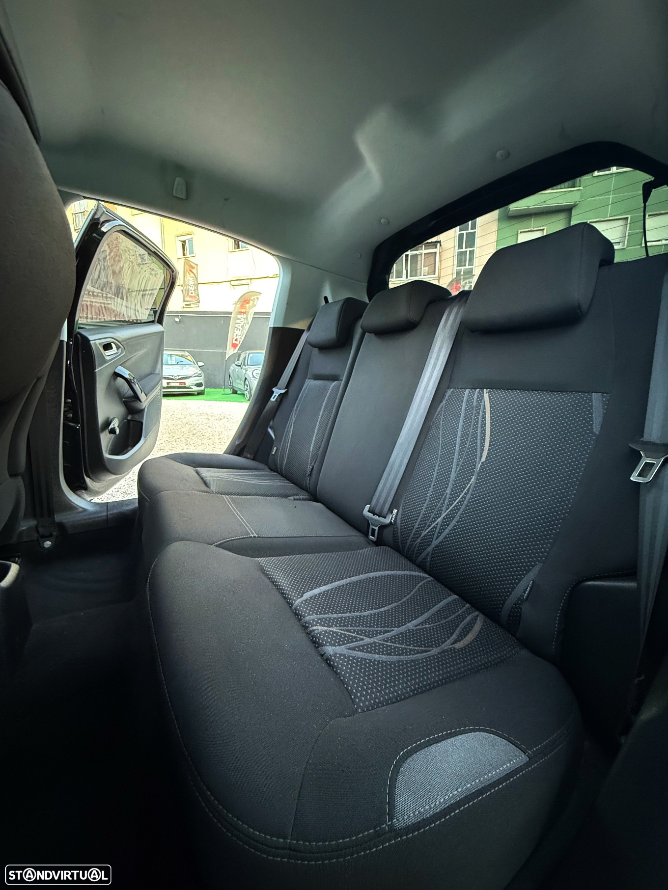 Peugeot 208 1.0 VTi Access - 9