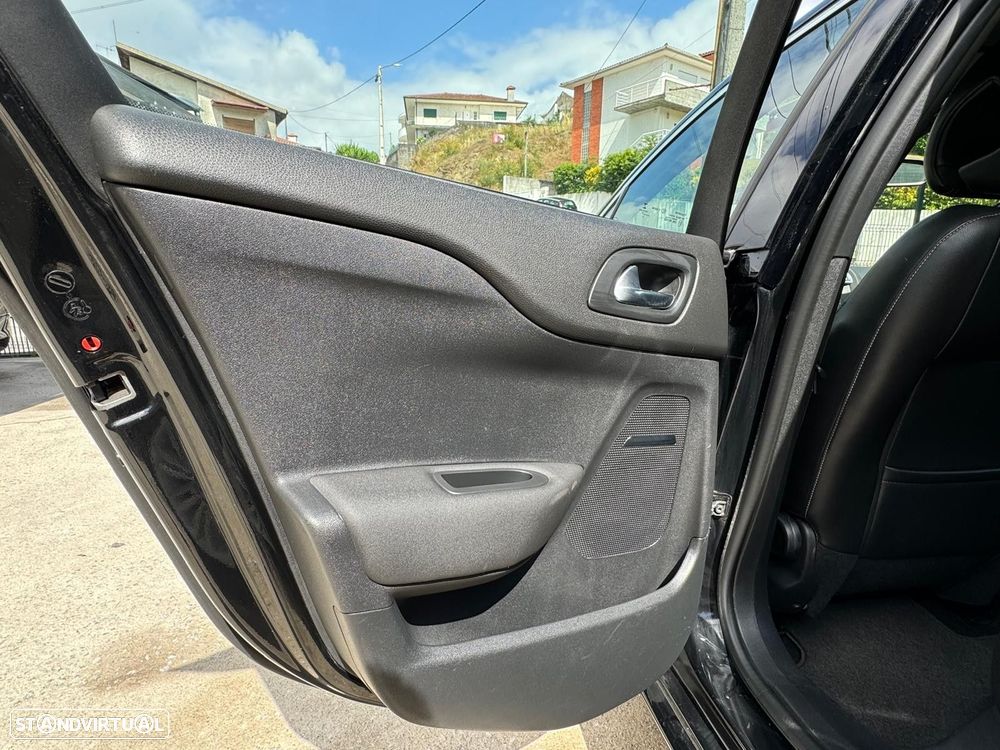 DS DS4 1.6 BlueHDi So Chic EAT6 - 14